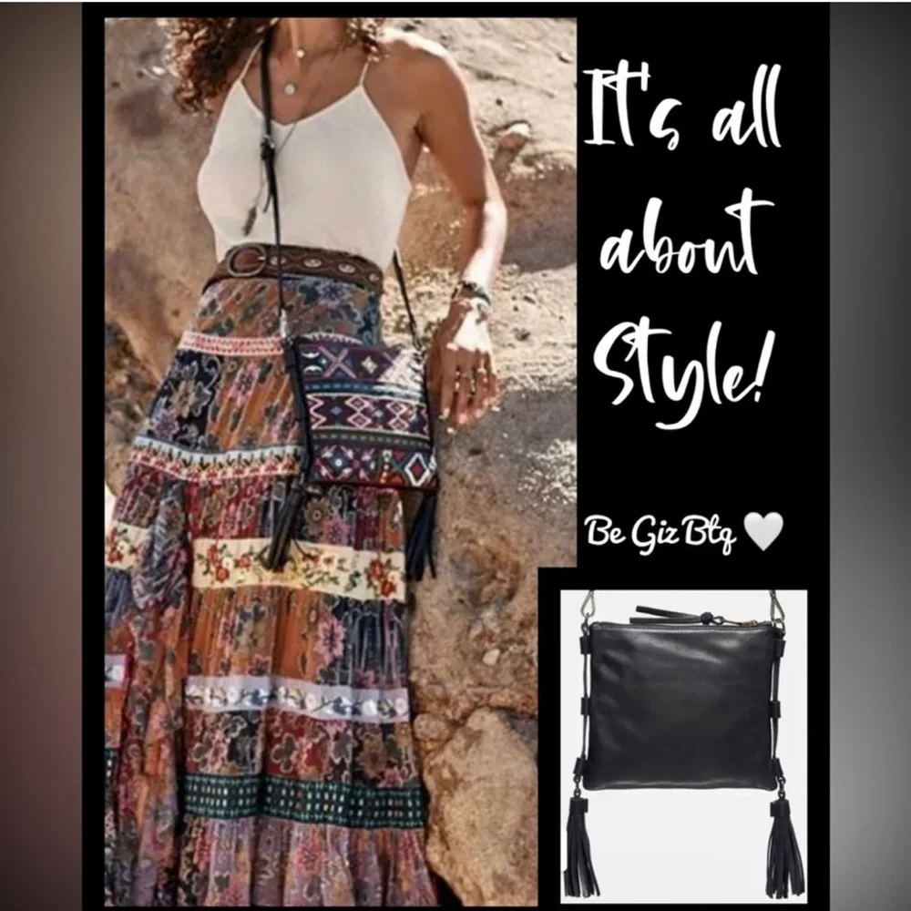 🔥🔥Johnny Was Zipped Crossbody Black Leather And Embroidery Design Tassel Bag NWT